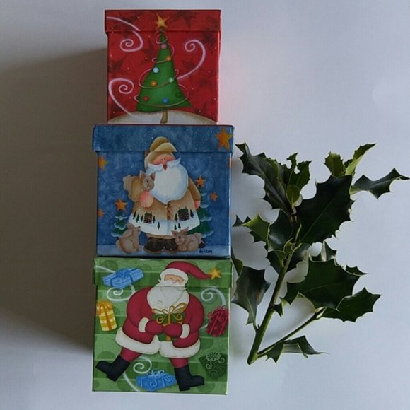 Nesting Christmas Boxes, 3 boxes - Picture 1 of 7